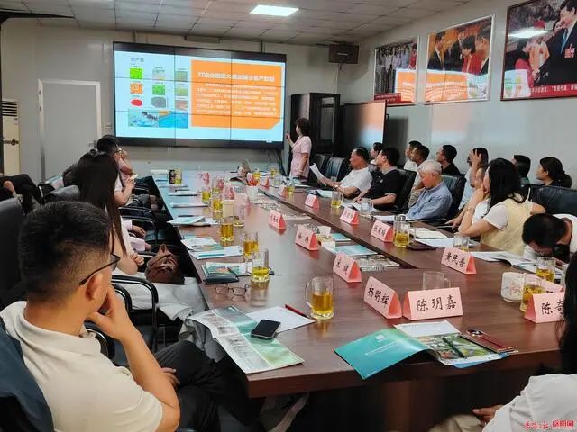 科技赋能高质量发展 岳阳市茶产业科技创新现场经验交流会暨第二届“岳阳十大名茶”颁奖仪式举行